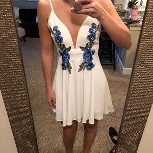 White flower embroidered dress